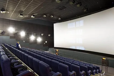 Кинотеатр «Формула Кино» в ТЦ «Заневский каскад»